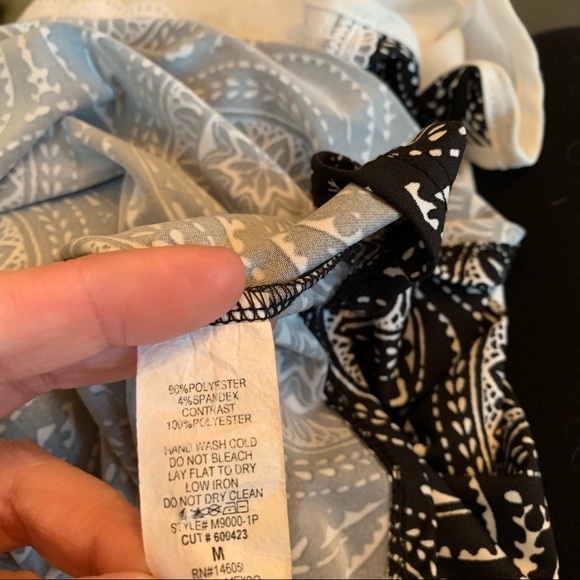 Faith And Joy Sheer Medallion Top - Picture 8 of 8